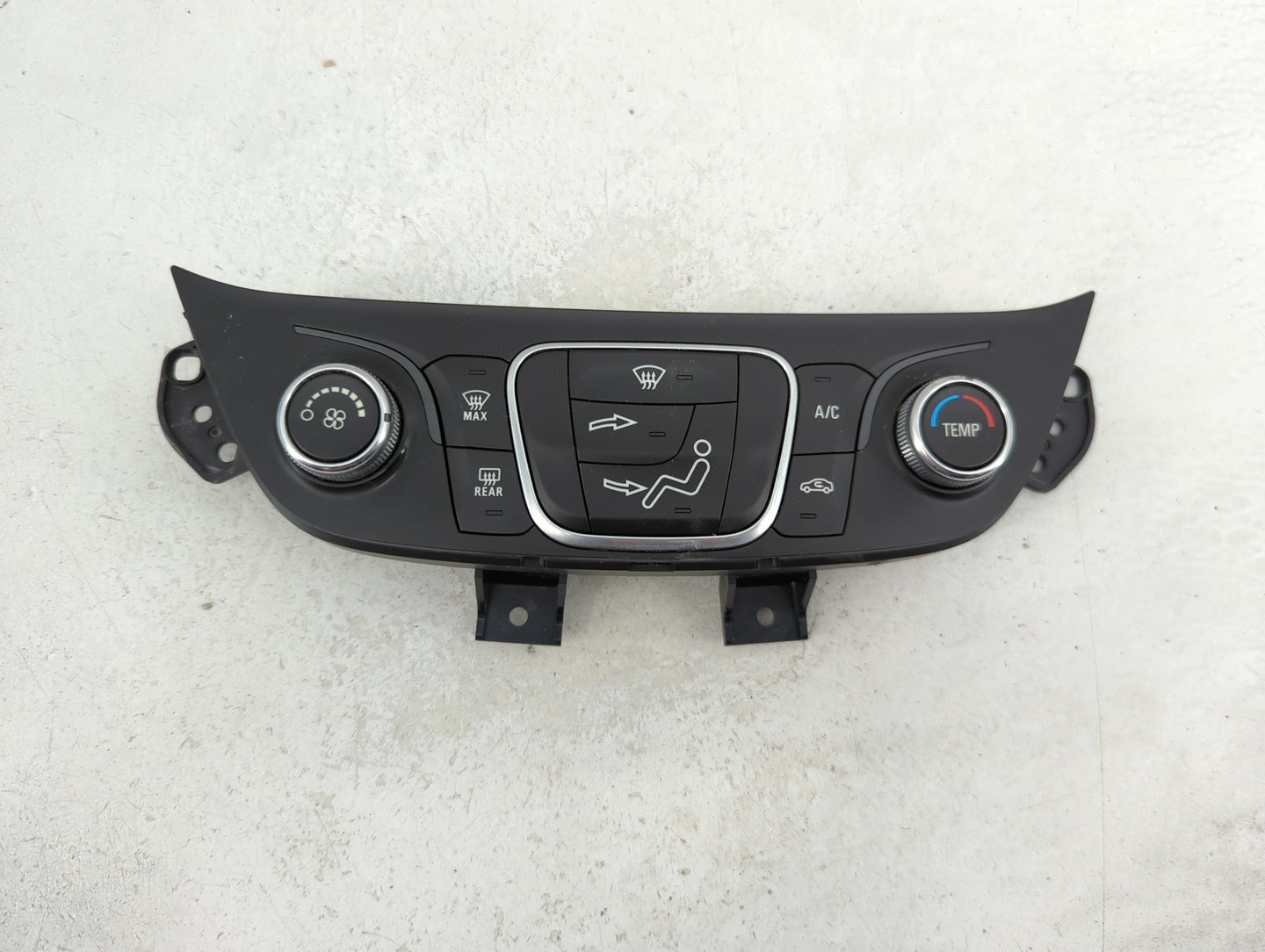 2019-2021 Chevrolet Equinox Climate Control Module Temperature AC/Heater Replacement P/N:84422503 Fits Fits 2019 2020 2021 O