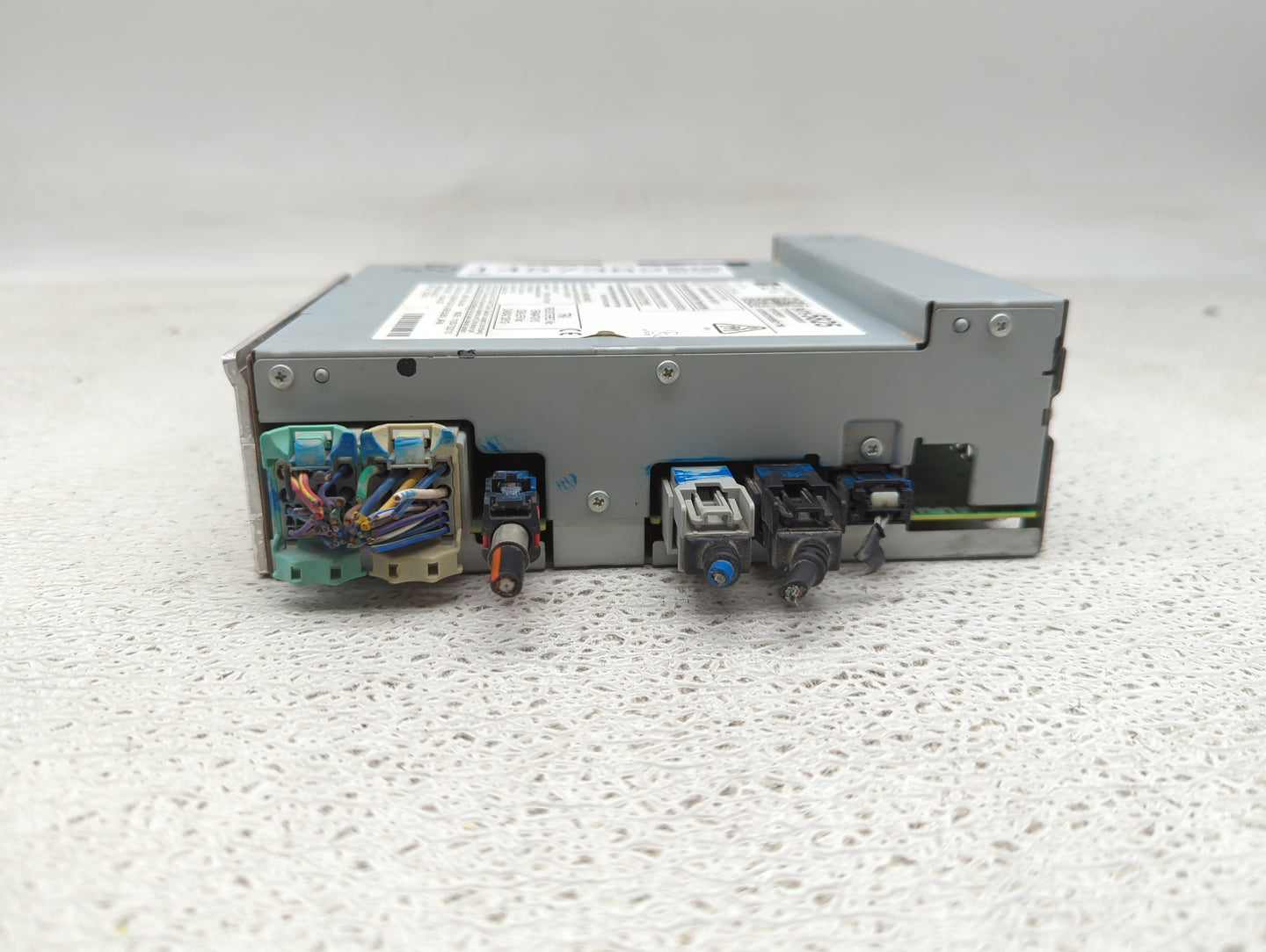 2020 Chevrolet Equinox Radio AM FM Cd Player Receiver Replacement P/N:84785825 812425551, A1200522005BD17M Fits OEM Used Aut