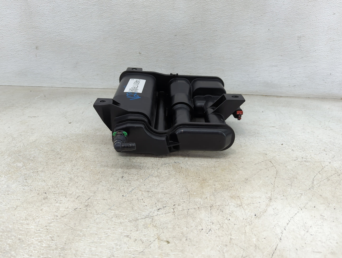 2020 Chevrolet Equinox Fuel Vapor Charcoal Canister 1460178 - Oemusedautoparts1.com