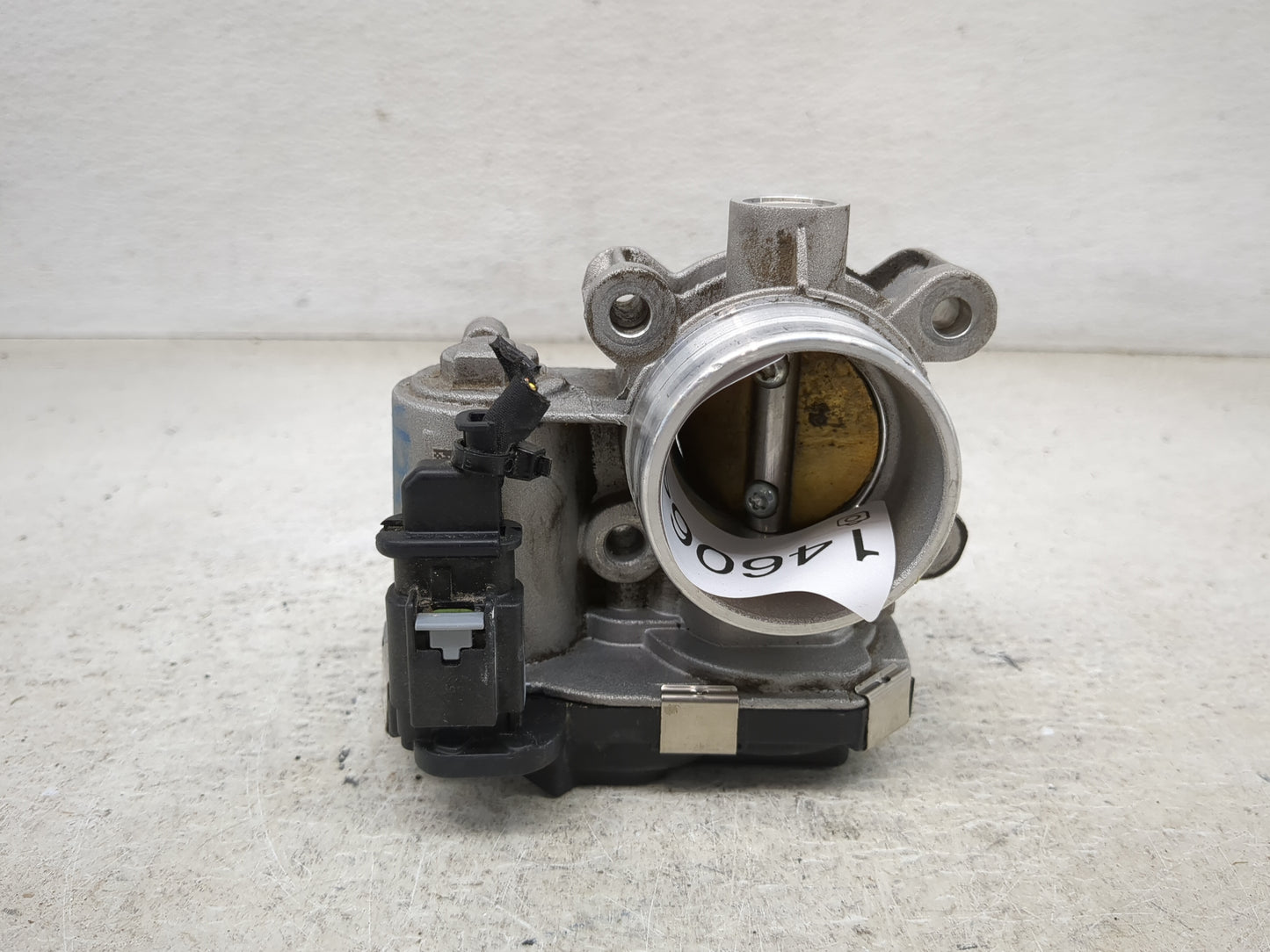 2018-2022 Chevrolet Equinox Throttle Body P/N:12671379AA Fits Fits 2016 2017 2018 2019 2020 2021 2022 OEM Used Auto Parts - 