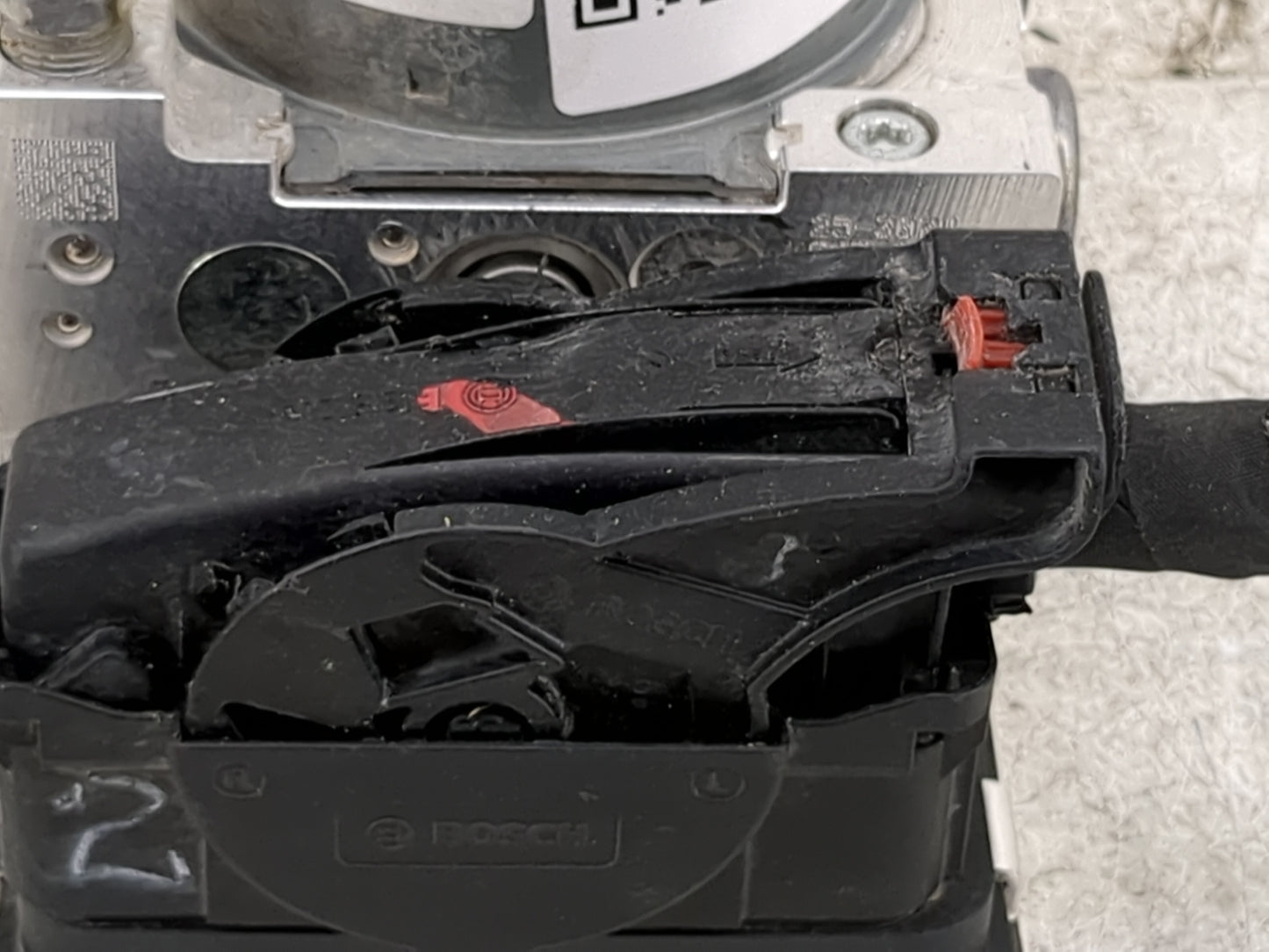 2020-2022 Chevrolet Equinox ABS Pump Control Module Replacement P/N:84825144 Fits Fits 2020 2021 2022 OEM Used Auto Parts - 