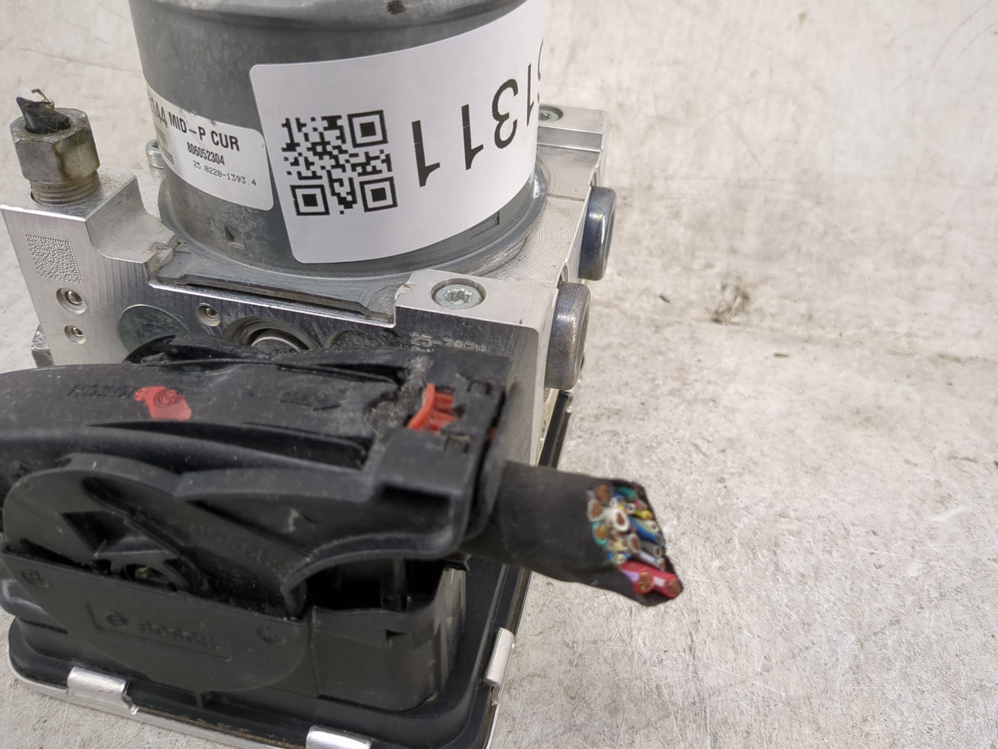 2020-2022 Chevrolet Equinox ABS Pump Control Module Replacement P/N:84825144 Fits Fits 2020 2021 2022 OEM Used Auto Parts - 