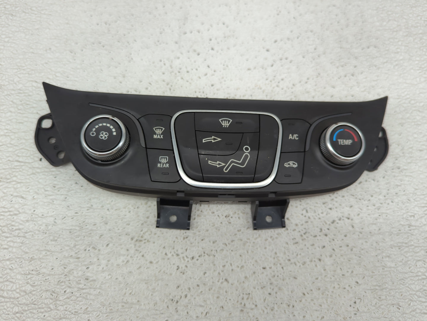 2019-2021 Chevrolet Equinox Climate Control Module Temperature AC/Heater Replacement P/N:84422503 Fits Fits 2019 2020 2021 O