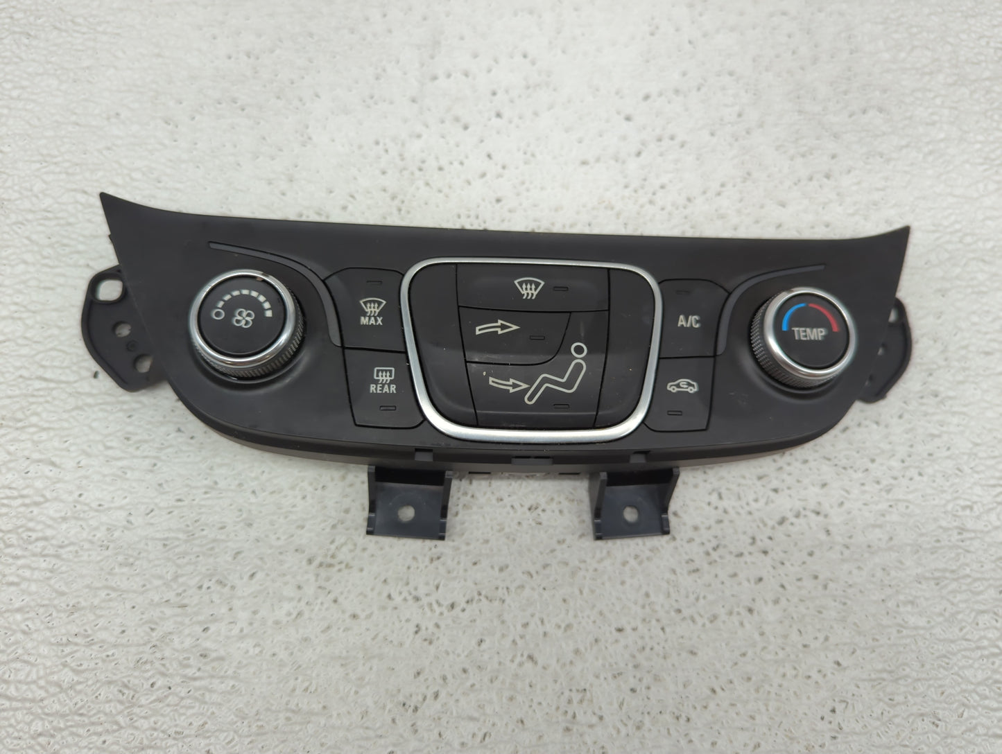 2019-2021 Chevrolet Equinox Climate Control Module Temperature AC/Heater Replacement P/N:84422503 Fits Fits 2019 2020 2021 O