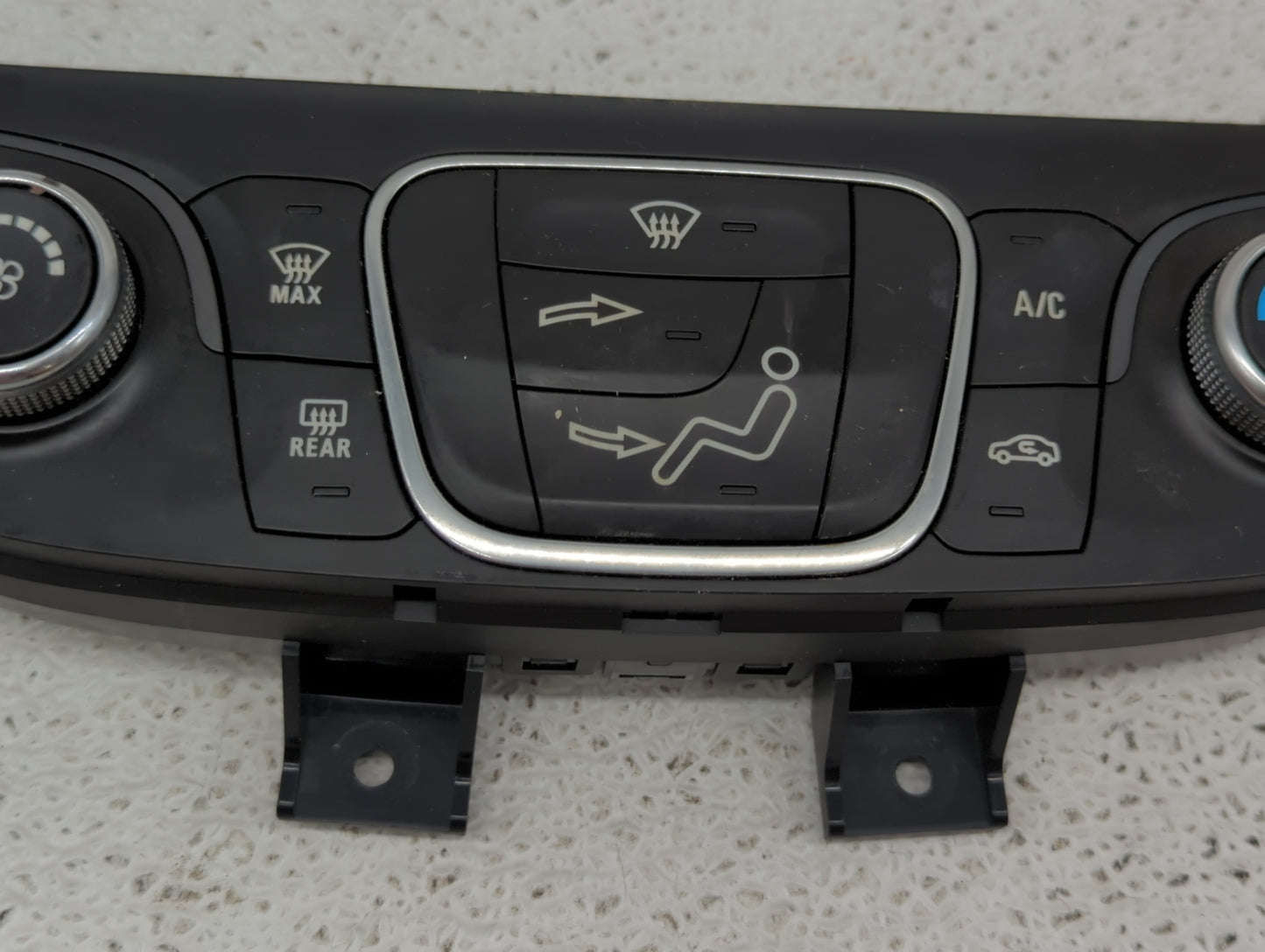 2019-2021 Chevrolet Equinox Climate Control Module Temperature AC/Heater Replacement P/N:84422503 Fits Fits 2019 2020 2021 O