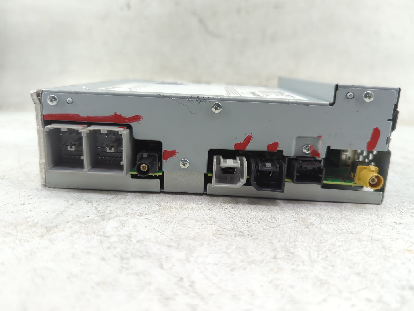 2020-2022 Chevrolet Equinox Radio AM FM Cd Player Receiver Replacement P/N:84762976 Fits Fits 2020 2021 2022 OEM Used Auto P