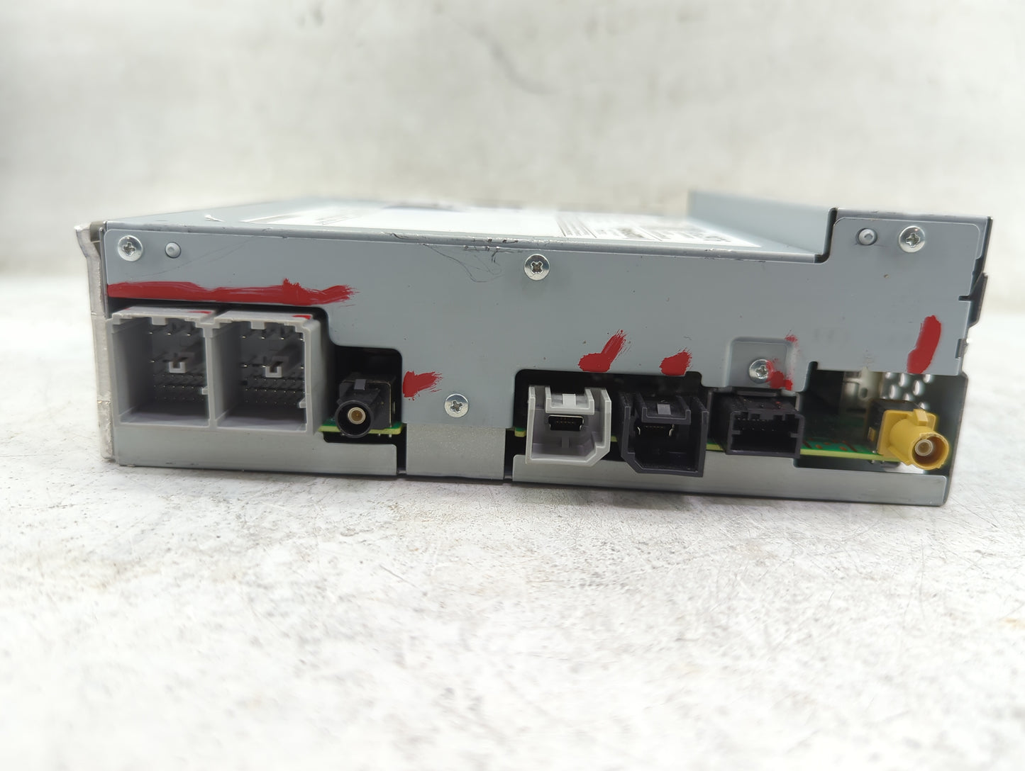 2020-2022 Chevrolet Equinox Radio AM FM Cd Player Receiver Replacement P/N:84762976 Fits Fits 2020 2021 2022 OEM Used Auto P