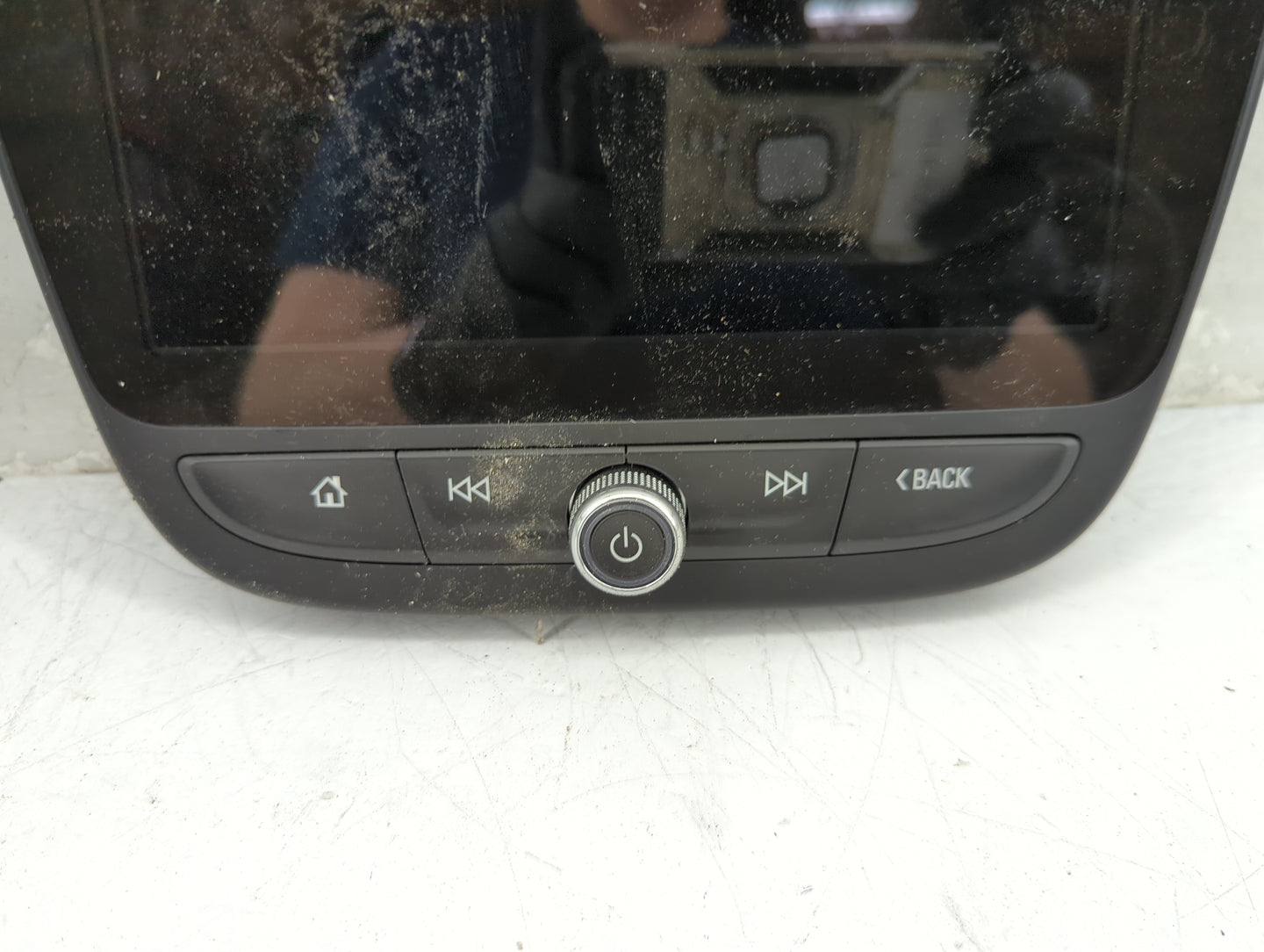 2019-2022 Chevrolet Equinox Radio Control Panel 1463599 - Oemusedautoparts1.com