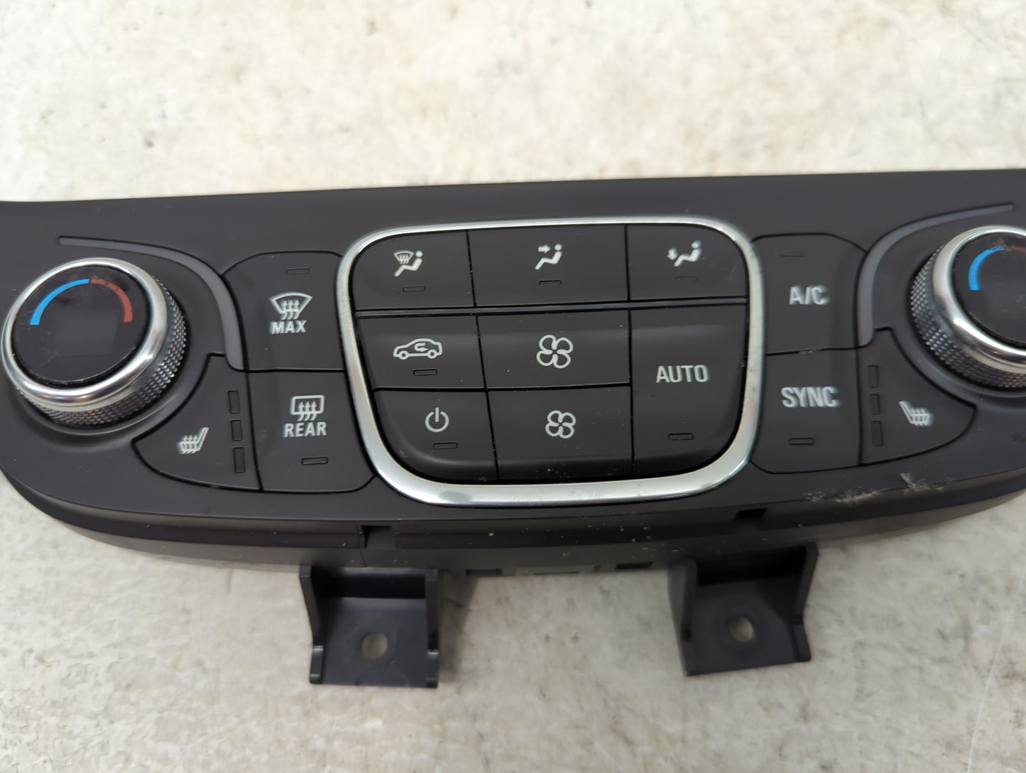 2019-2021 Chevrolet Equinox Climate Control Module Temperature AC/Heater Replacement P/N:84612975 Fits Fits 2019 2020 2021 O