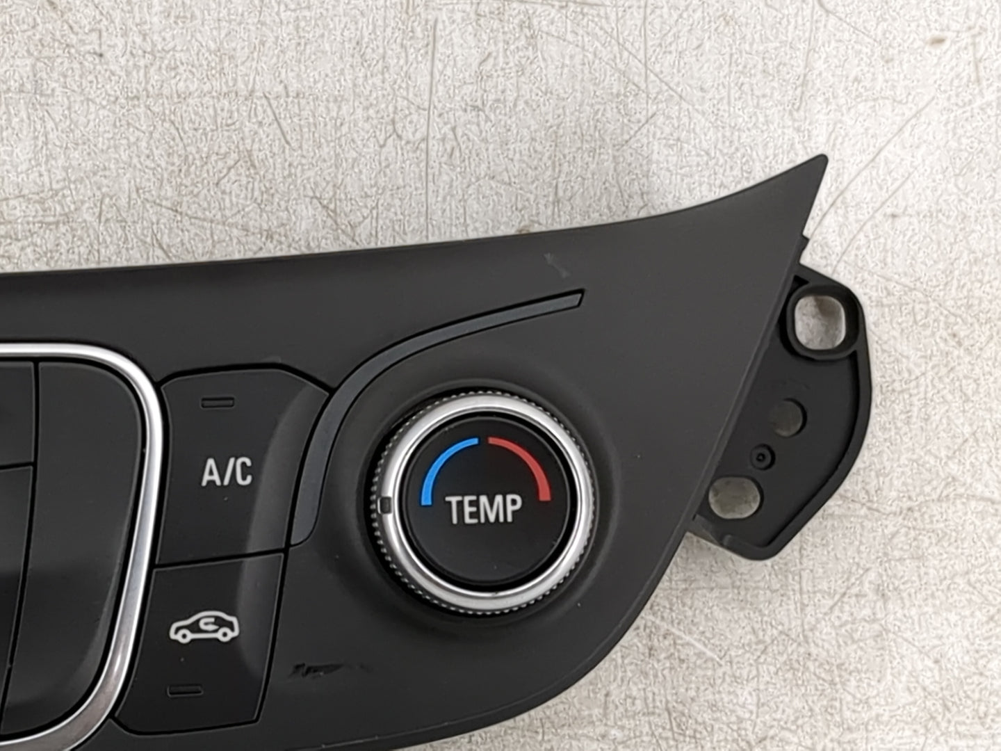 2020-2022 Chevrolet Equinox Climate Control Module Temperature AC/Heater Replacement P/N:84422503 7370200000000X Fits OEM Us