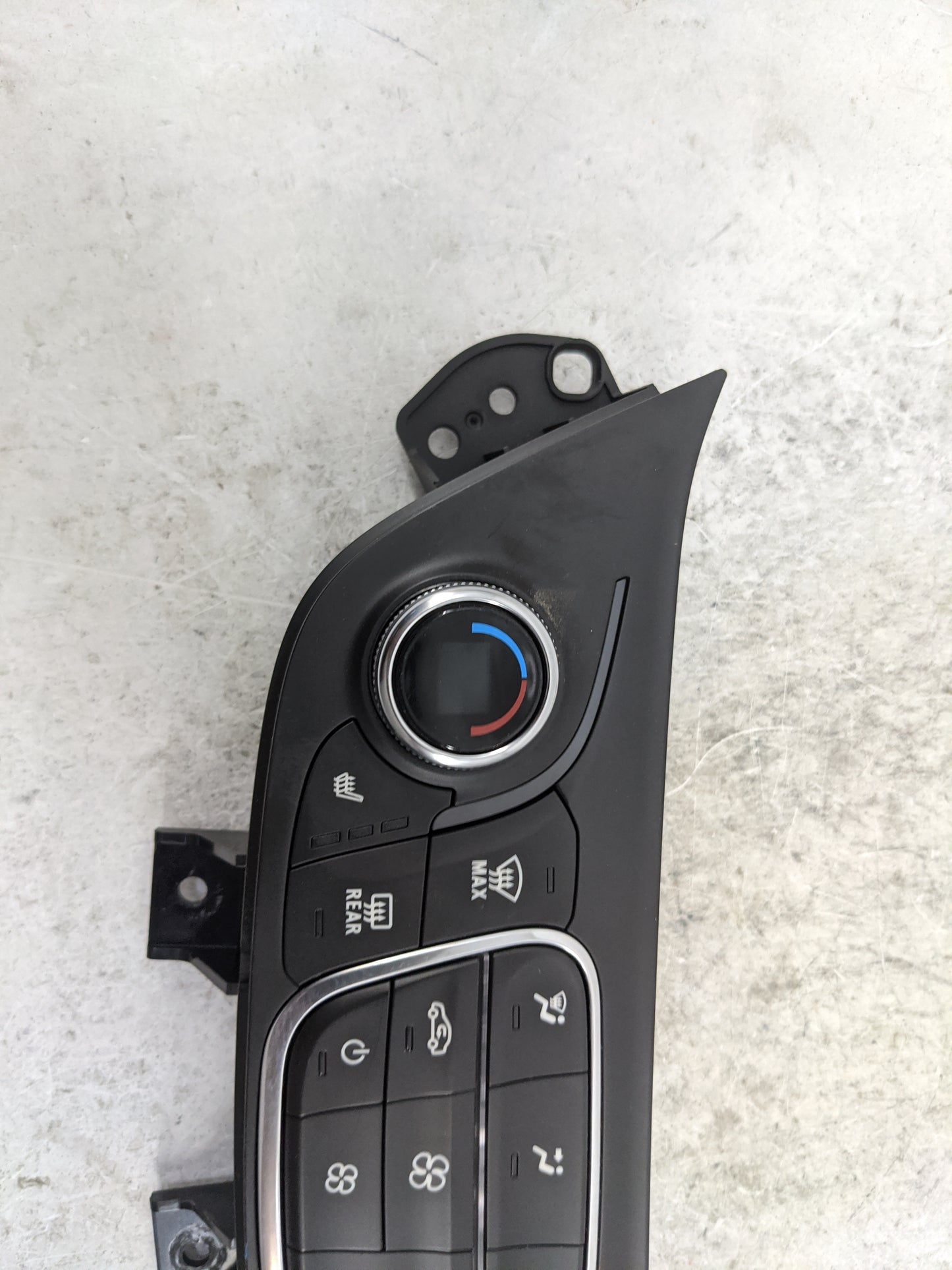 2020-2022 Chevrolet Equinox Climate Control Module Temperature AC/Heater Replacement P/N:84612975 737020000000X Fits OEM Use