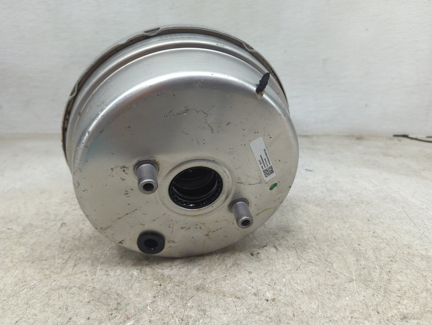 2018-2022 Chevrolet Equinox Power Brake Booster Oem 1490233 - Oemusedautoparts1.com