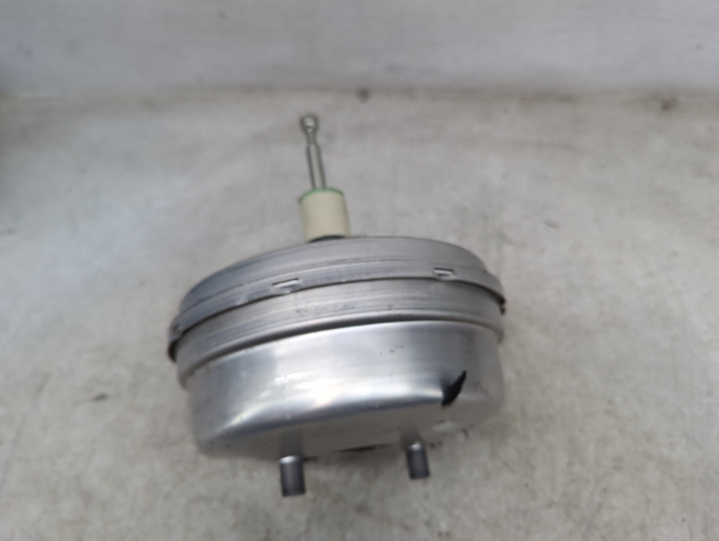 2018-2022 Chevrolet Equinox Power Brake Booster Oem 1490233 - Oemusedautoparts1.com