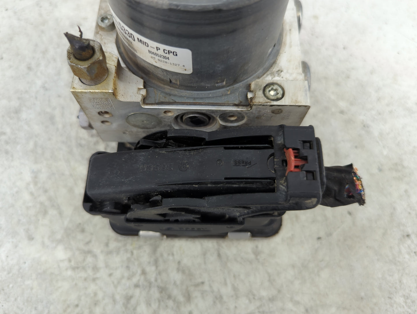 2020-2022 Chevrolet Equinox ABS Pump Control Module Replacement P/N:84715330 24504820000001, 9219172517 Fits Fits 2020 2021 
