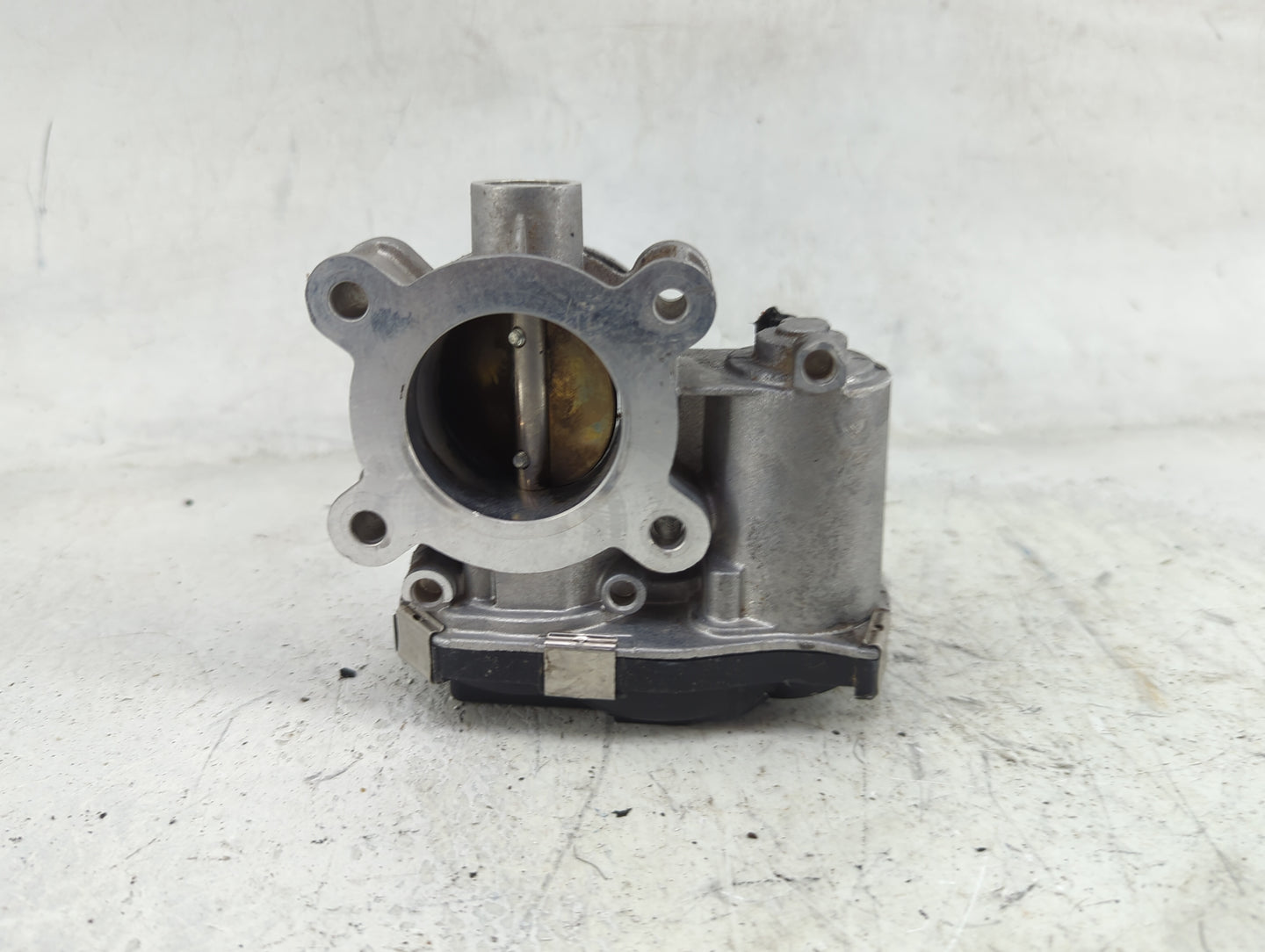2018-2022 Chevrolet Equinox Throttle Body P/N:12671379AA Fits Fits 2016 2017 2018 2019 2020 2021 2022 OEM Used Auto Parts - 