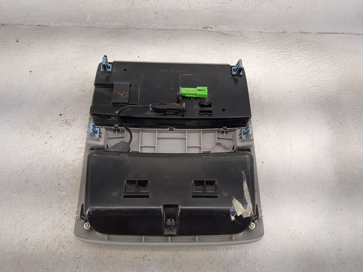 2020-2022 Chevrolet Equinox Overhead Roof Console Gray - Oemusedautoparts1.com