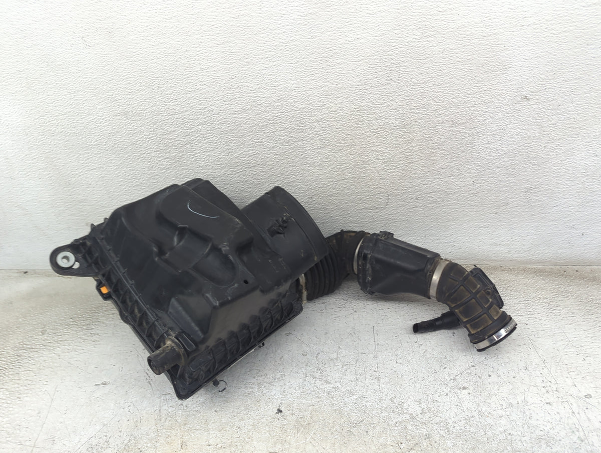 2018-2022 Chevrolet Equinox Air Cleaner Intake-duct Hose Tube 1499729 - Oemusedautoparts1.com