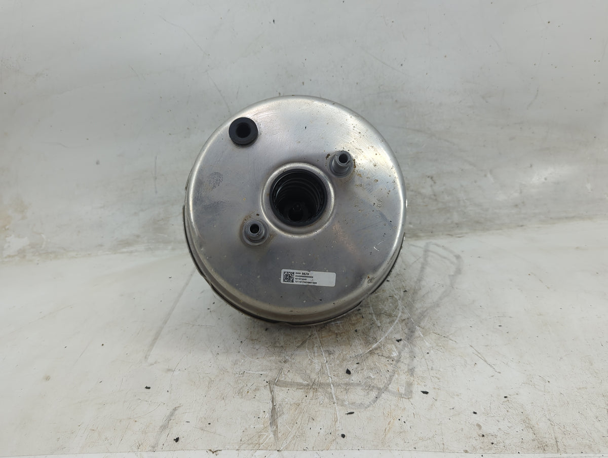 2018-2022 Chevrolet Equinox Power Brake Booster Oem 1500995 - Oemusedautoparts1.com