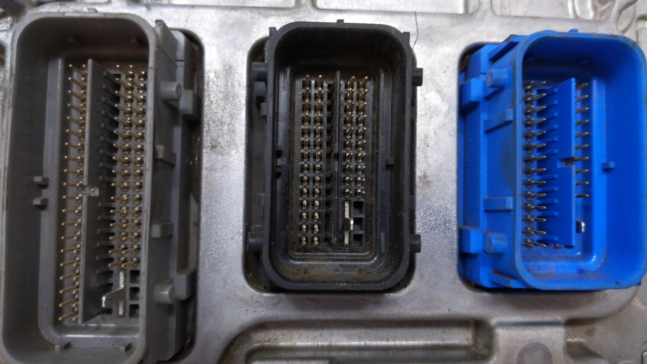 2020-2022 Chevrolet Equinox PCM Engine Control Computer ECU ECM PCU OEM P/N:12702989 Fits Fits 2020 2021 2022 OEM Used Auto 