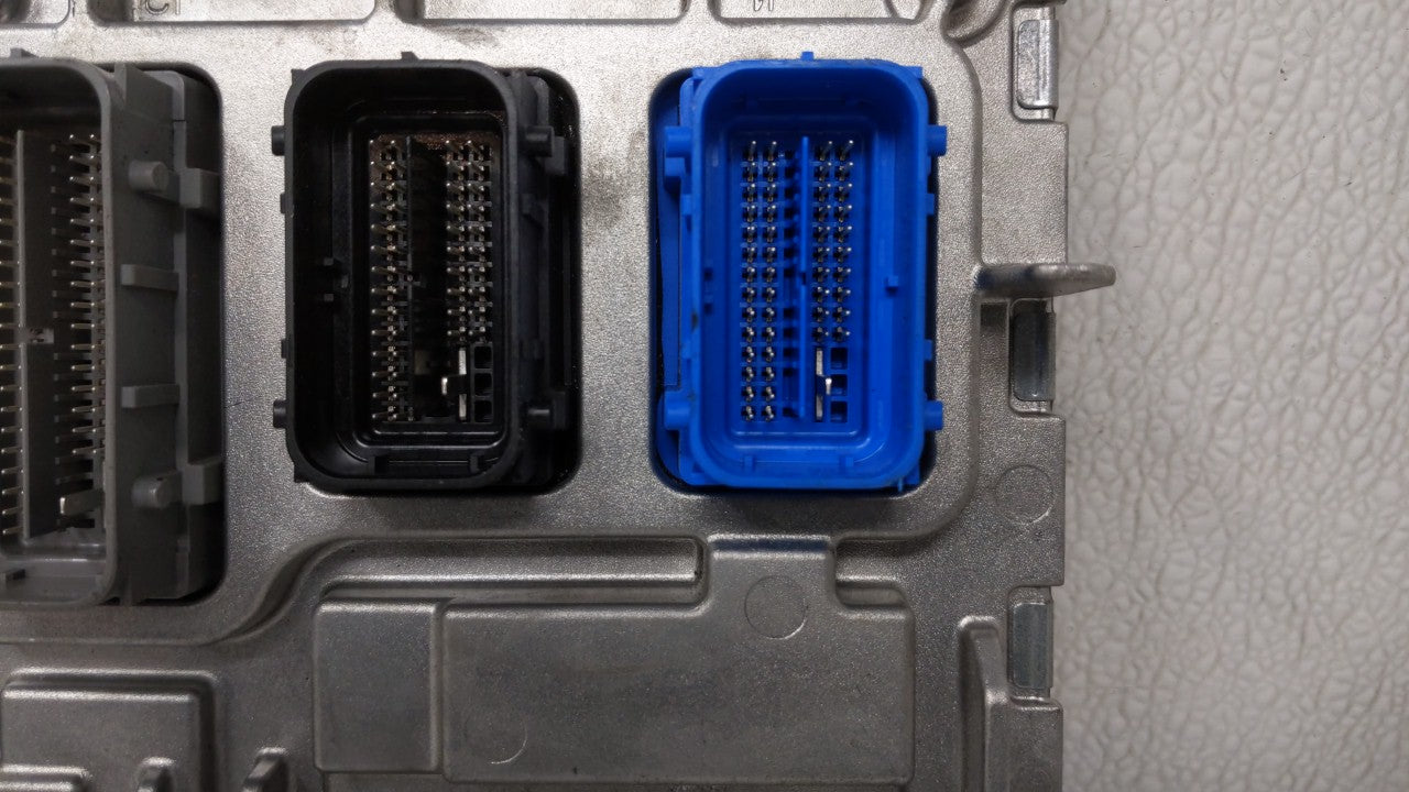 2020 Chevrolet Equinox PCM Engine Control Computer ECU ECM PCU OEM P/N:12702989 12710152 Fits OEM Used Auto Parts - Oemuseda