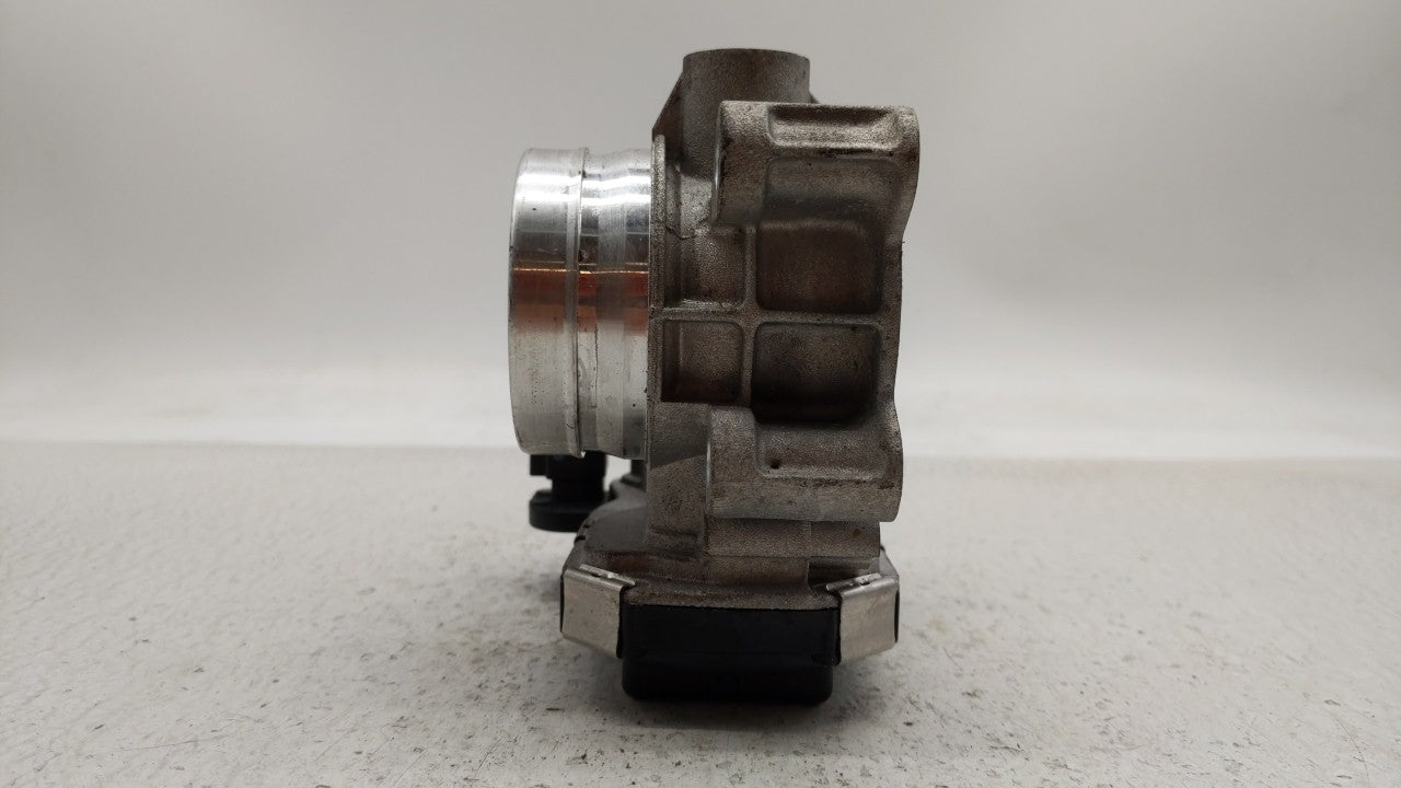 2018-2019 Chevrolet Equinox Throttle Body P/N:12659491BA 12671379AA Fits Fits 2016 2017 2018 2019 OEM Used Auto Parts - Oemu
