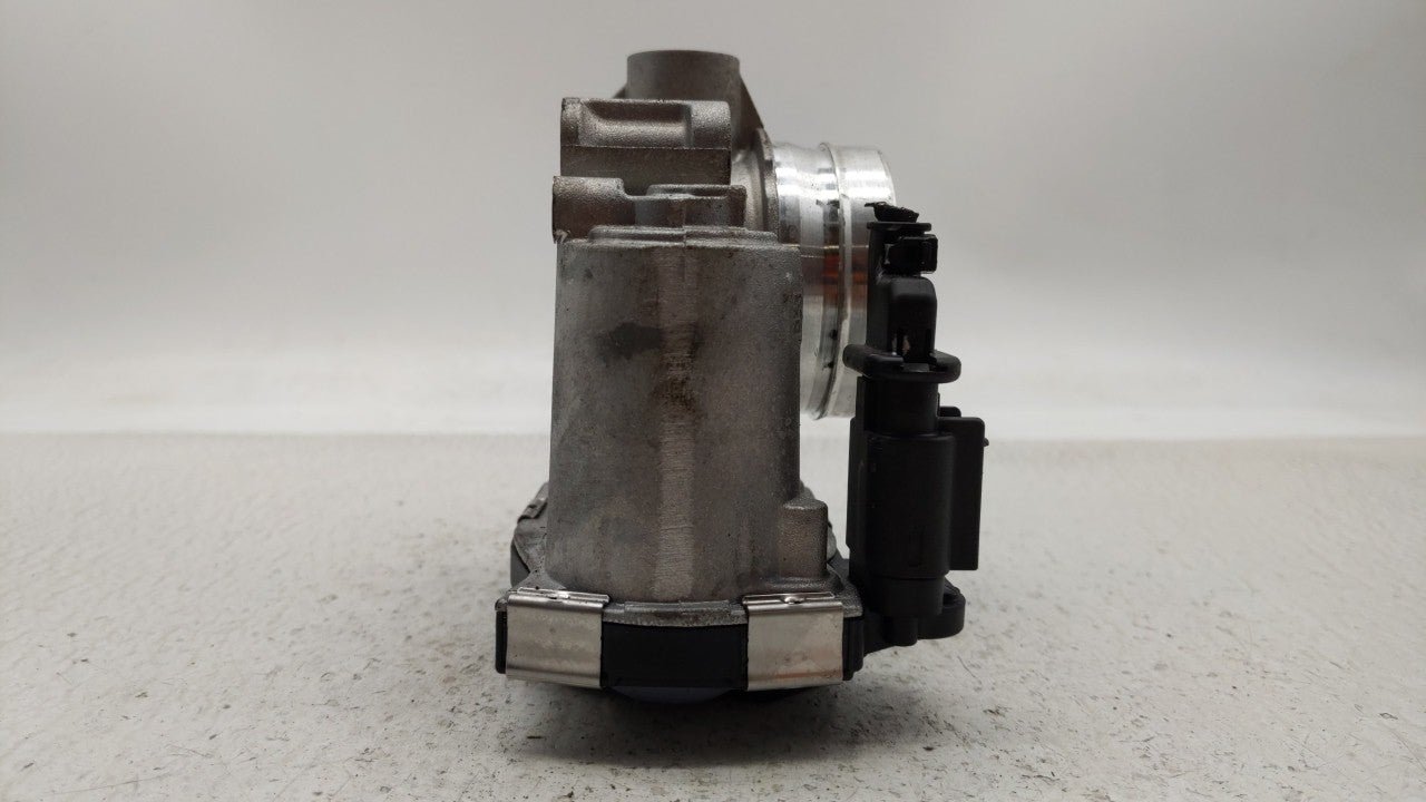 2018-2019 Chevrolet Equinox Throttle Body P/N:12659491BA 12671379AA Fits Fits 2016 2017 2018 2019 OEM Used Auto Parts - Oemu