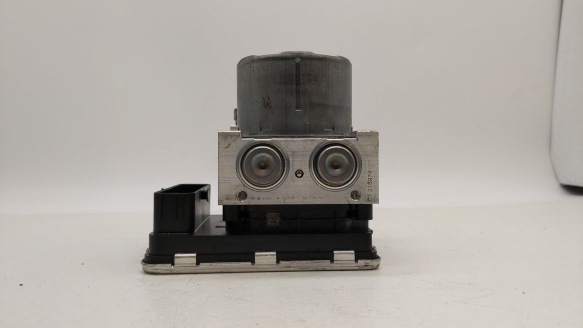 2020-2022 Chevrolet Equinox Anti-Lock Brake ABS Pump Module Actuator OEM P/N:84825144 Fits Fits 2020 2021 2022 OEM Used Auto