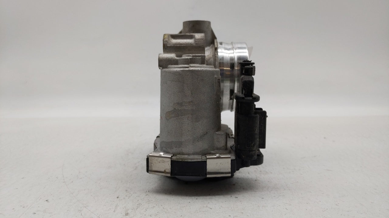 2018-2019 Chevrolet Equinox Throttle Body P/N:12659491BA 12671379AA Fits Fits 2016 2017 2018 2019 OEM Used Auto Parts - Oemu