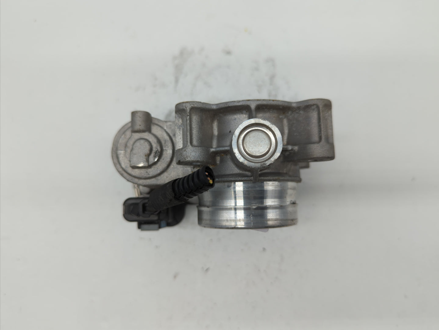 2018-2019 Chevrolet Equinox Throttle Body P/N:12659491BA 12671379AA Fits Fits 2016 2017 2018 2019 OEM Used Auto Parts - Oemu
