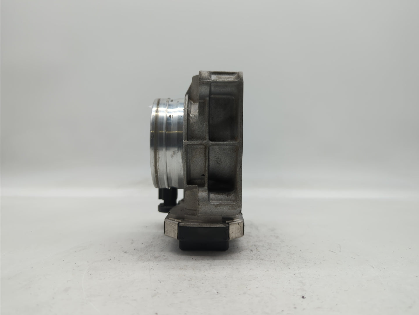 2018-2019 Chevrolet Equinox Throttle Body P/N:12670837AA 12681472AA, 12670937AA Fits Fits 2013 2014 2015 2016 2017 2018 2019