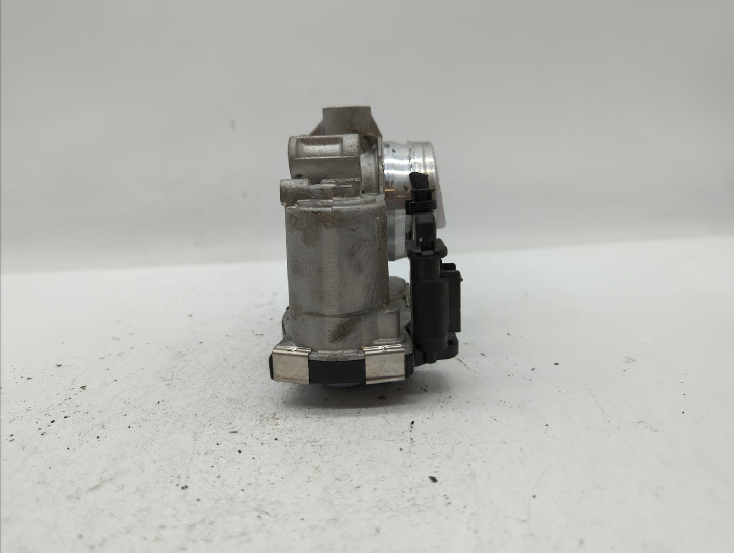 2018-2019 Chevrolet Equinox Throttle Body P/N:12659491BA 12671379AA Fits Fits 2016 2017 2018 2019 OEM Used Auto Parts - Oemu