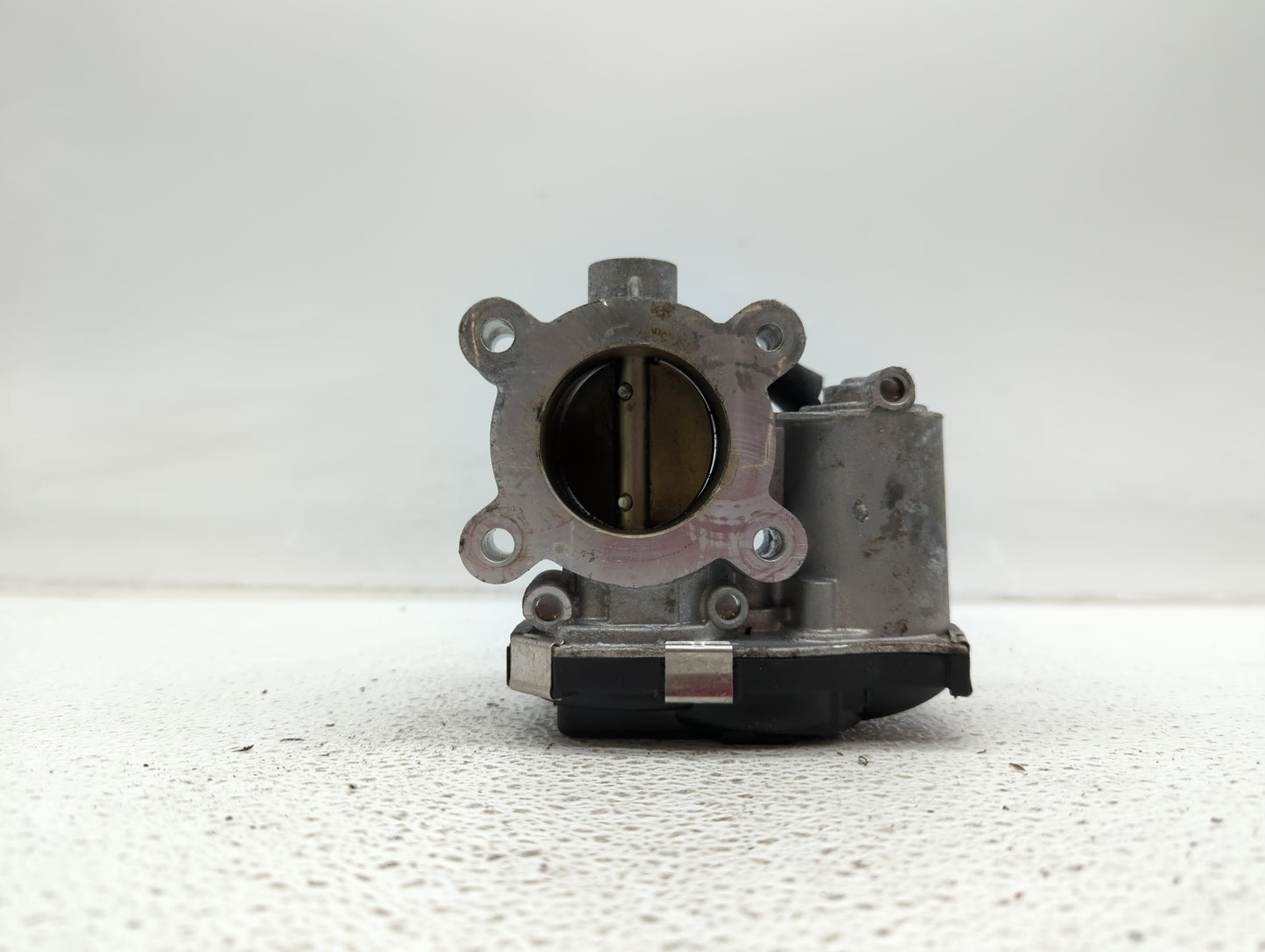 2018-2019 Chevrolet Equinox Throttle Body P/N:12671379AA Fits Fits 2016 2017 2018 2019 OEM Used Auto Parts - Oemusedautopart
