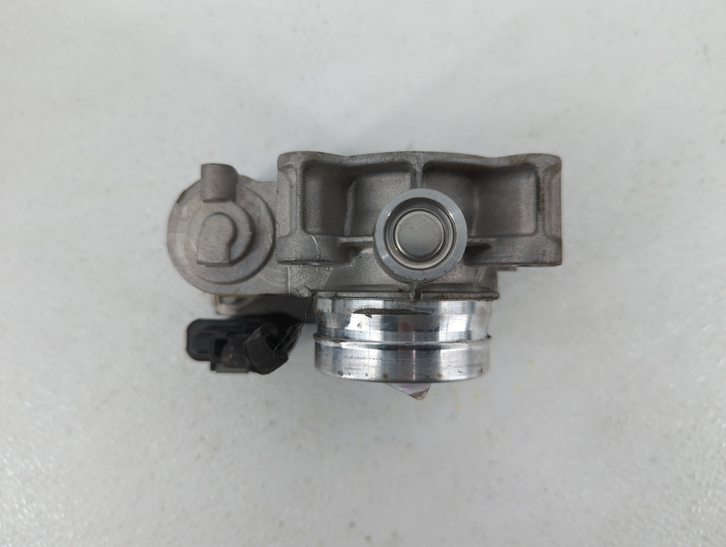 2018-2019 Chevrolet Equinox Throttle Body P/N:12671379AA Fits Fits 2016 2017 2018 2019 OEM Used Auto Parts - Oemusedautopart