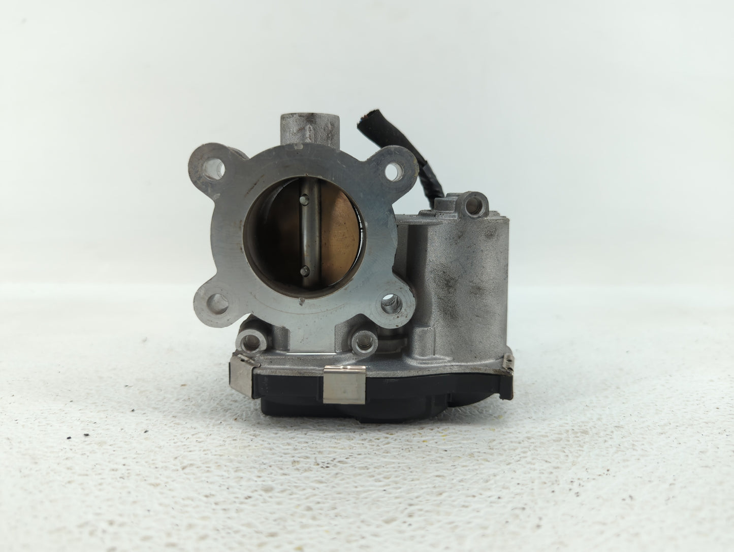 2018-2019 Chevrolet Equinox Throttle Body P/N:12671379AA Fits Fits 2016 2017 2018 2019 OEM Used Auto Parts - Oemusedautopart