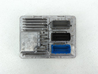 compare product 2018-2019 Chevrolet Equinox PCM Engine Control Computer ECU ECM PCU OEM P/N:12692038 12700116, 12669908 Fits Fits 2017 2018 2019 OEM Used Auto Parts
