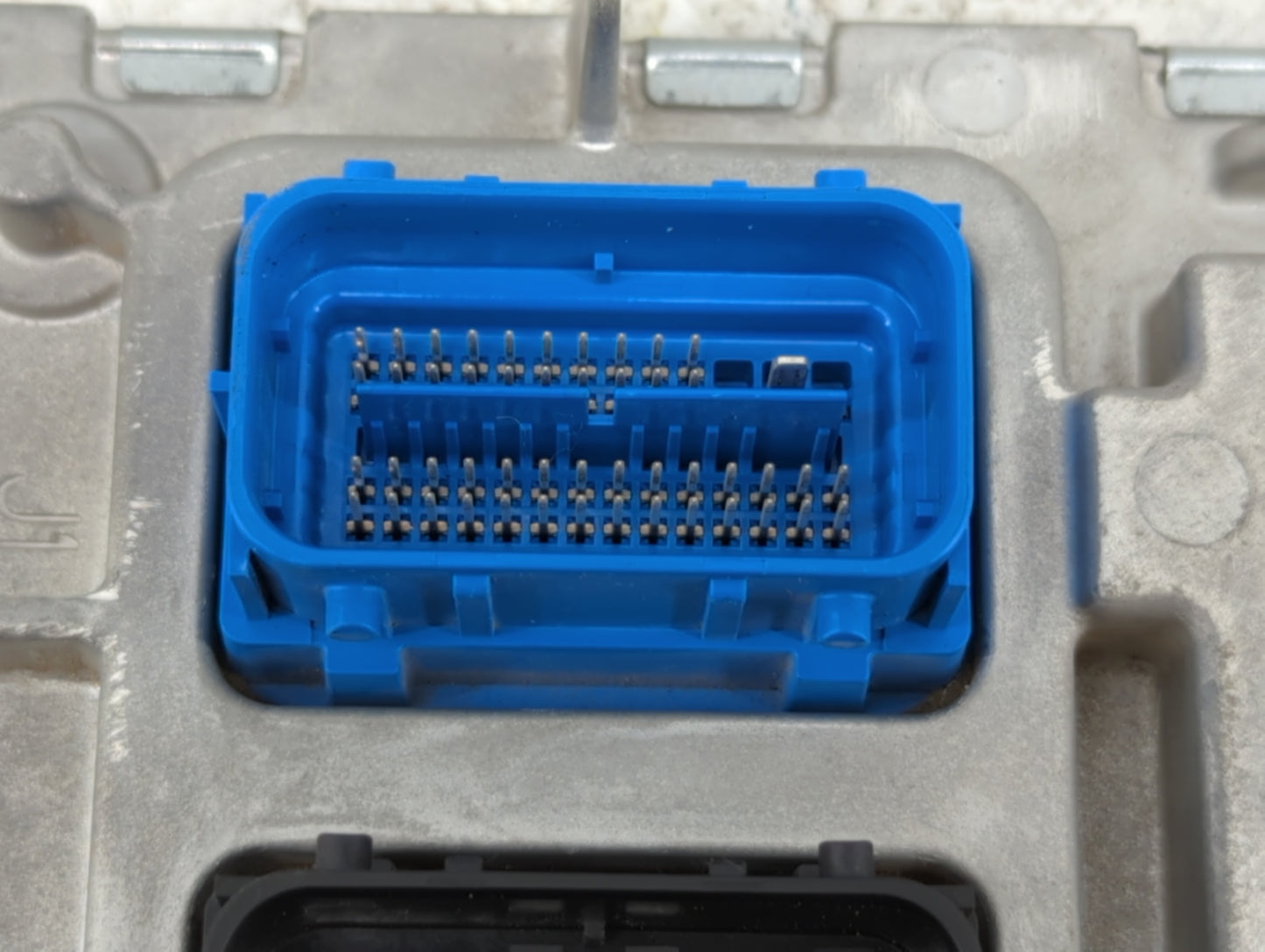 2020 Chevrolet Equinox PCM Engine Control Computer ECU ECM PCU OEM P/N:12702989 12696017, 12703745, 12717886, 12711695 Fits 