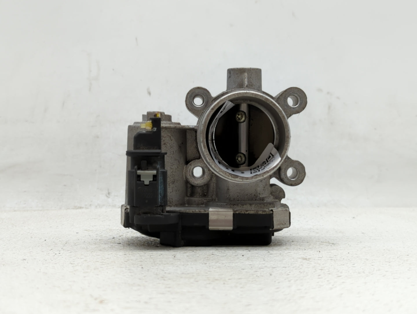 2018-2019 Chevrolet Equinox Throttle Body P/N:12671379AA Fits Fits 2016 2017 2018 2019 OEM Used Auto Parts - Oemusedautopart