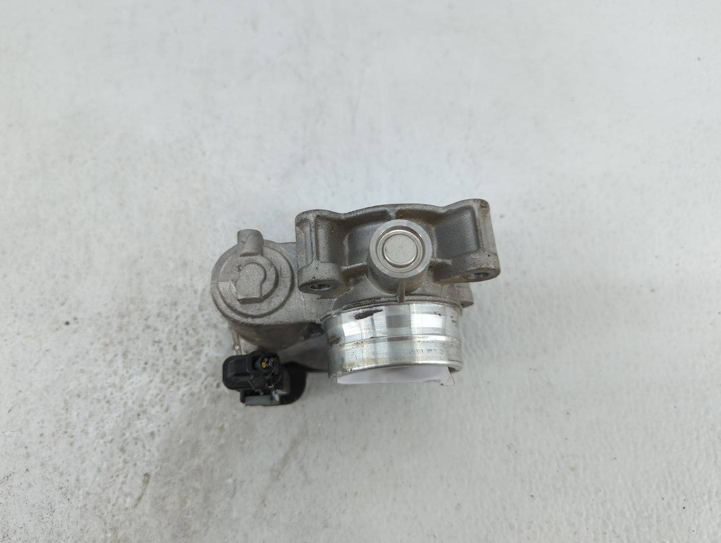 2018-2019 Chevrolet Equinox Throttle Body P/N:12671379AA Fits Fits 2016 2017 2018 2019 OEM Used Auto Parts - Oemusedautopart