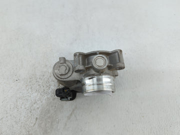 2018-2019 Chevrolet Equinox Throttle Body P/N:12671379AA Fits Fits 2016 2017 2018 2019 OEM Used Auto Parts