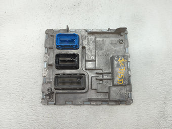 compare product 2020-2022 Chevrolet Equinox PCM Engine Control Computer ECU ECM PCU OEM P/N:12696017 12703776, 12707822 Fits Fits 2020 2021 2022 OEM Used Auto Parts