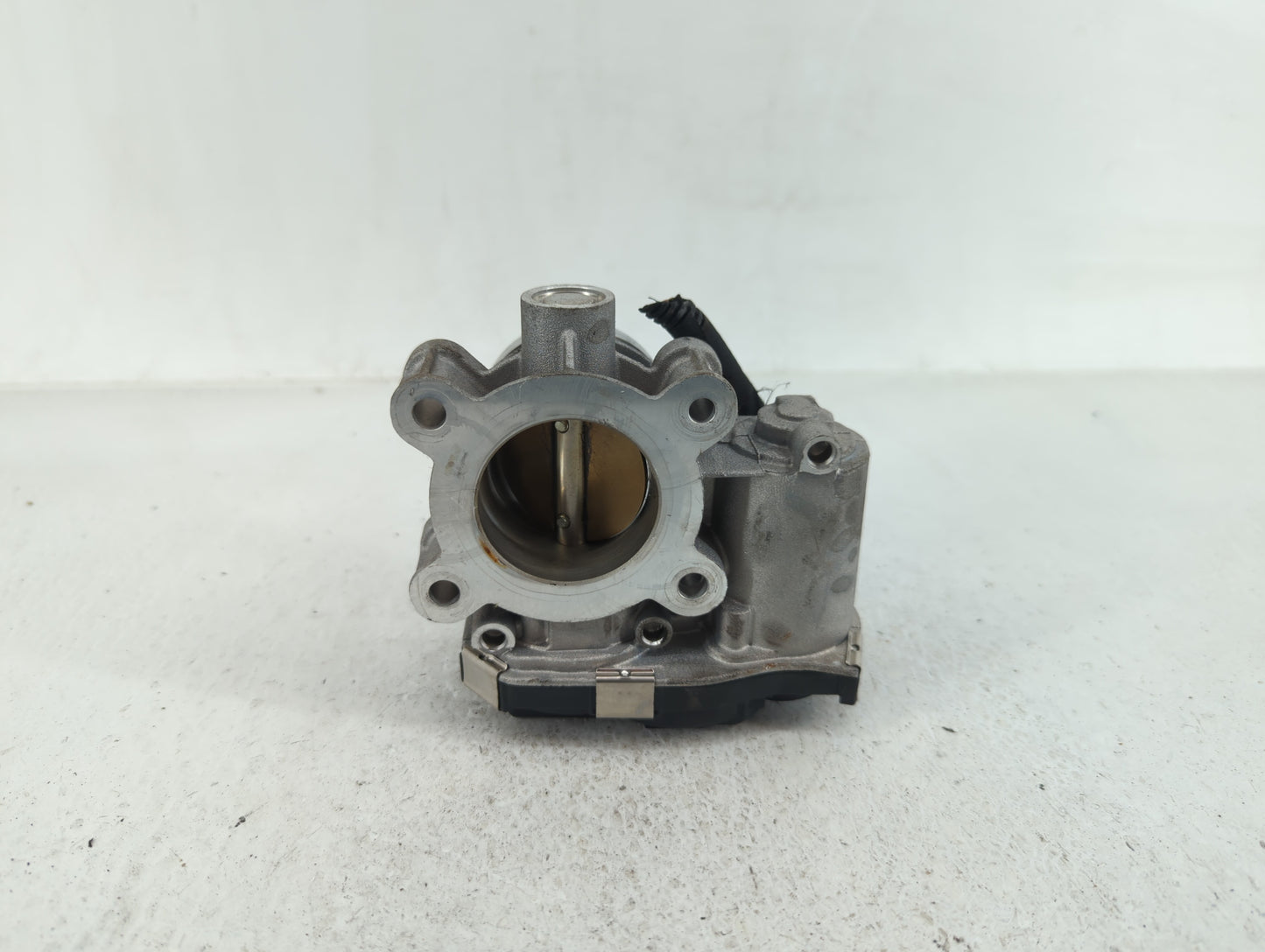 2018-2022 Chevrolet Equinox Throttle Body P/N:12671379AA Fits Fits 2016 2017 2018 2019 2020 2021 2022 OEM Used Auto Parts - 