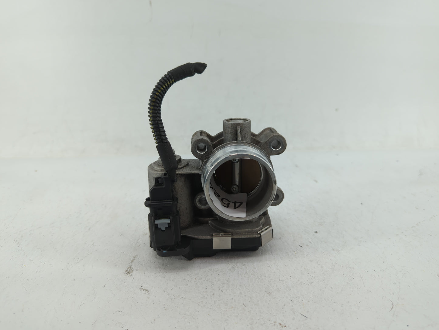 2018-2022 Chevrolet Equinox Throttle Body P/N:12671379AA Fits Fits 2016 2017 2018 2019 2020 2021 2022 OEM Used Auto Parts - 