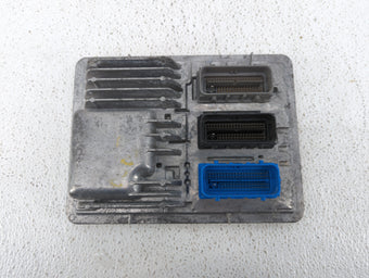 compare product 2018-2020 Chevrolet Equinox PCM Engine Control Computer ECU ECM PCU OEM P/N:12692812 12700116 Fits OEM Used Auto Parts