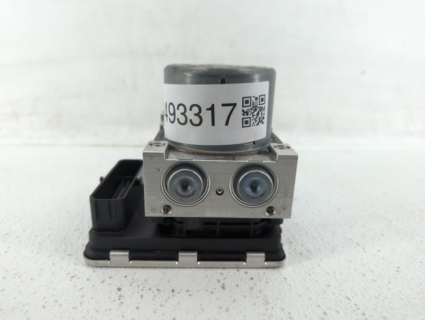 2020-2022 Chevrolet Equinox ABS Pump Control Module Replacement P/N:84825144 84715330 Fits Fits 2020 2021 2022 OEM Used Auto