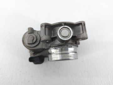 2018-2022 Chevrolet Equinox Throttle Body P/N:12671379AA Fits Fits 2016 2017 2018 2019 2020 2021 2022 OEM Used Auto Parts