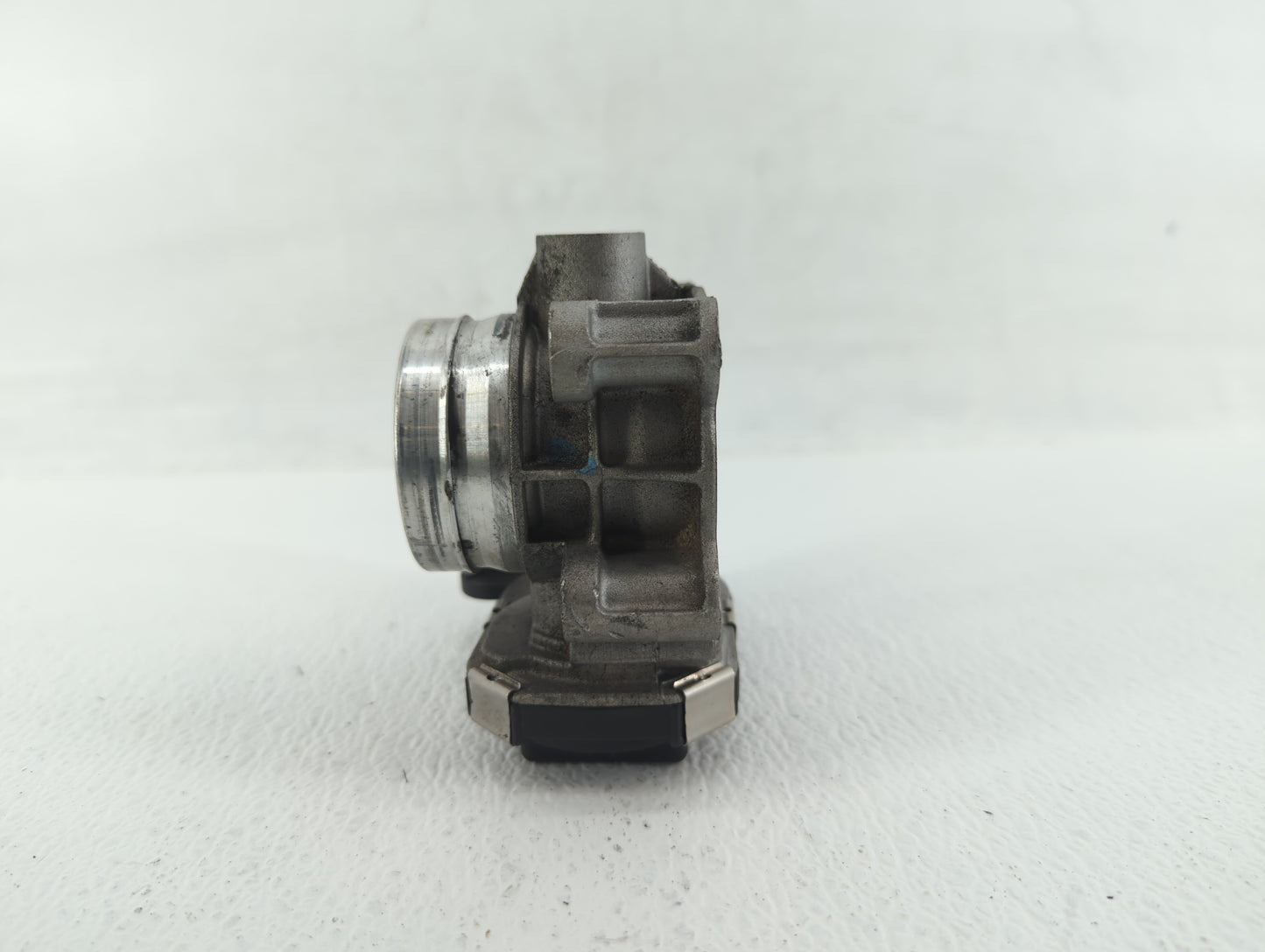 2018-2022 Chevrolet Equinox Throttle Body P/N:12671379AA Fits Fits 2016 2017 2018 2019 2020 2021 2022 OEM Used Auto Parts - 