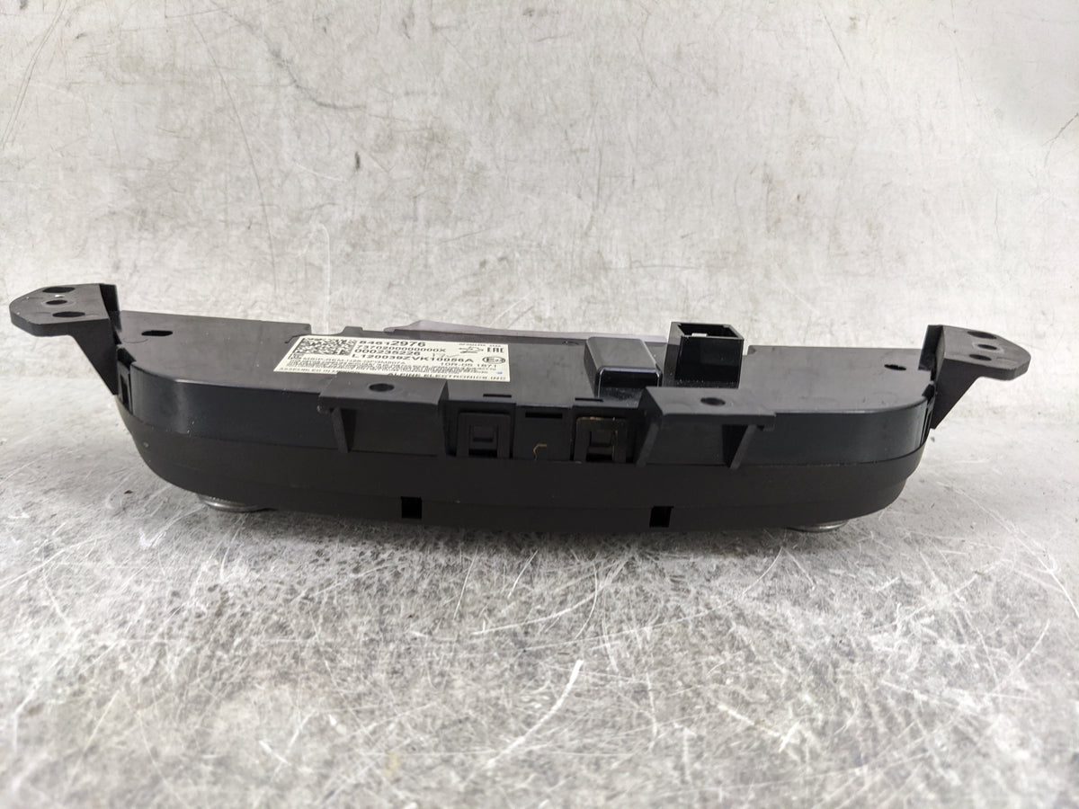 2019-2021 Chevrolet Equinox Climate Control Module Temperature AC/Heater Replacement P/N:84612976 7370200000000X Fits OEM Us