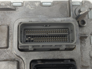 2020-2022 Chevrolet Equinox PCM Engine Control Computer ECU ECM PCU OEM P/N:12696017 12702989 Fits Fits 2020 2021 2022 OEM Used Auto Parts