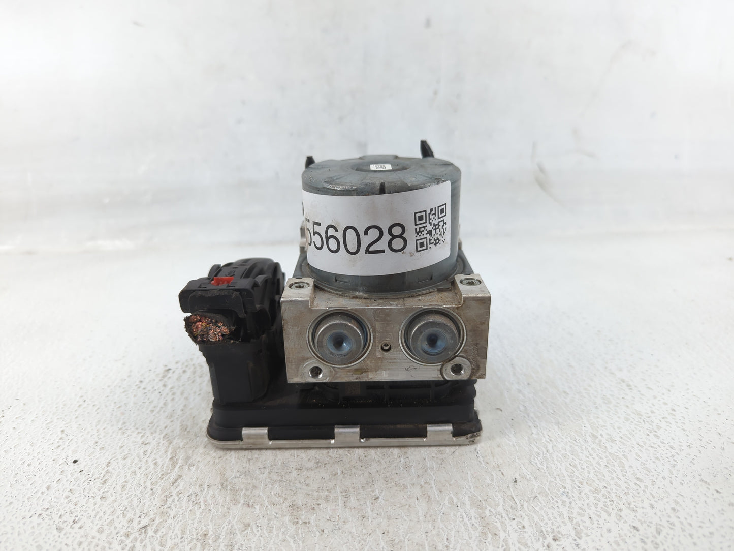 2020-2022 Chevrolet Equinox ABS Pump Control Module Replacement P/N:806052304 84825144, 84715330 Fits Fits 2020 2021 2022 OE