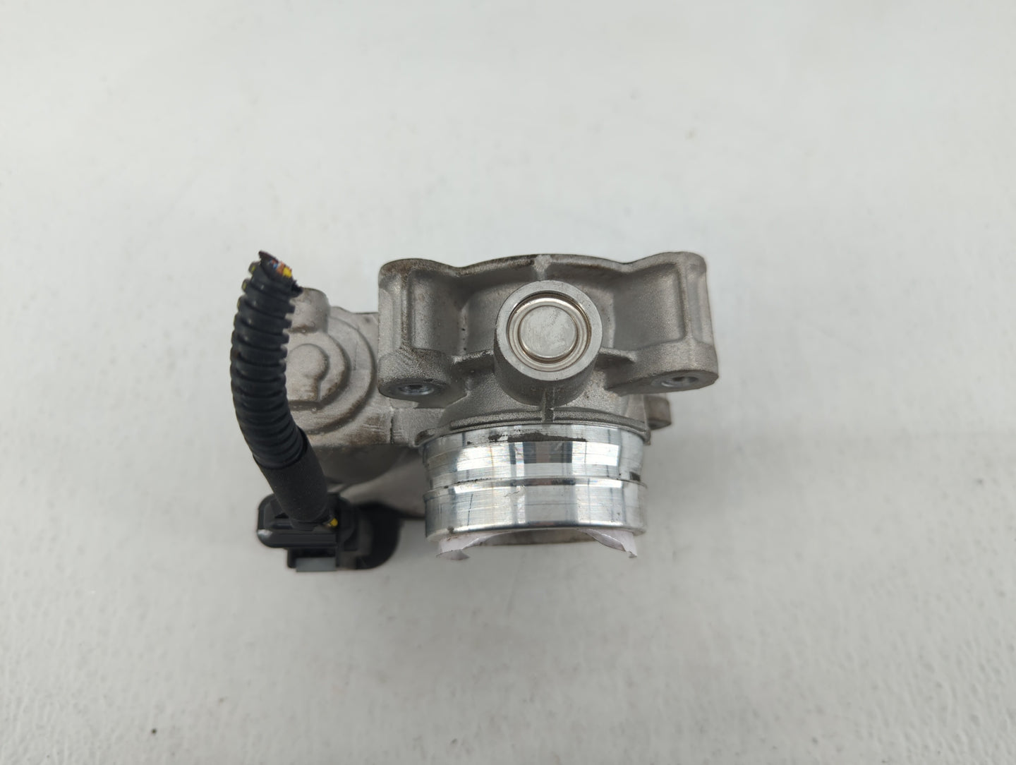2018-2022 Chevrolet Equinox Throttle Body P/N:12671379AA Fits Fits 2016 2017 2018 2019 2020 2021 2022 OEM Used Auto Parts - 